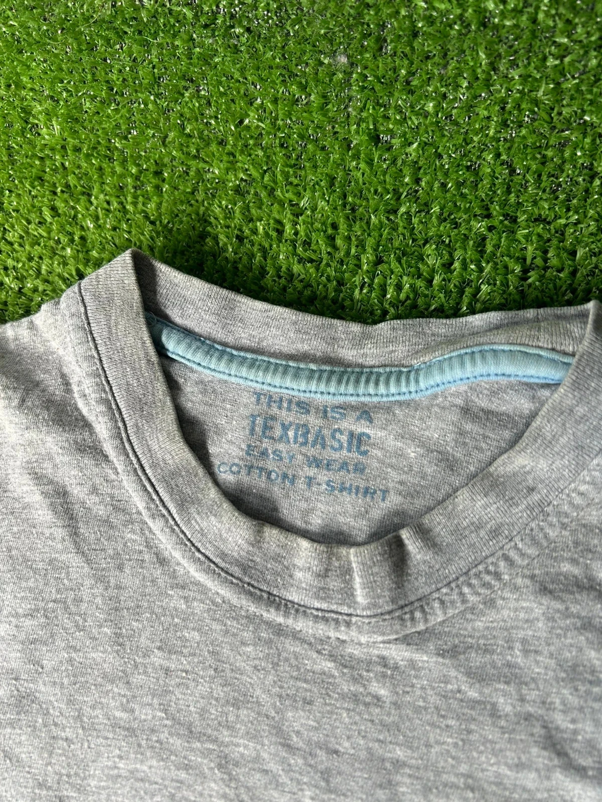 Camiseta blanca y gris lisa - TEX Basic talla M – photo 6